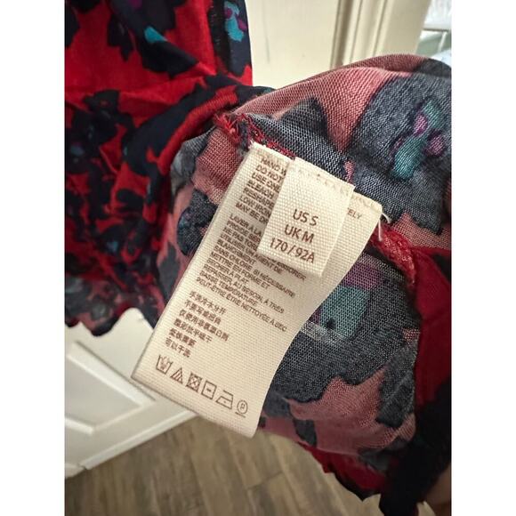 Free People Women's Red Floral Love Letter Oversized Tunic Blouse Size Small - Picture 9 of 11